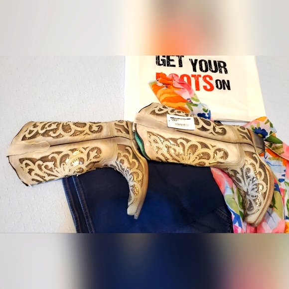 Authentic Corral Boots size 7 1/2. NWT - Picture 11 of 15